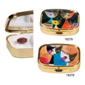 Gyógyszeres fémdoboz 2 fakkos, 5,1x1,8x3,6cm,Rosina Wachtmeister:4 Cats, FRI.18279